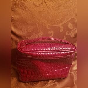 Modella Burgundy Cosmetic Bag, Excellent Condition, Pre-Owned 11" x 7"